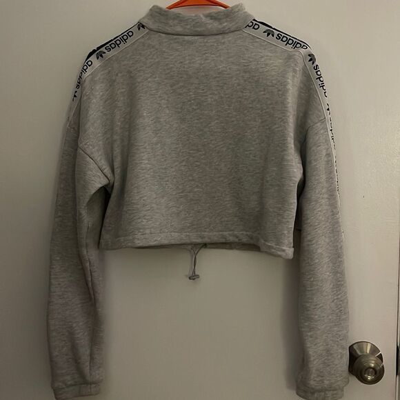 Adidas Cropped Sweatshirt - Picture 4 of 5